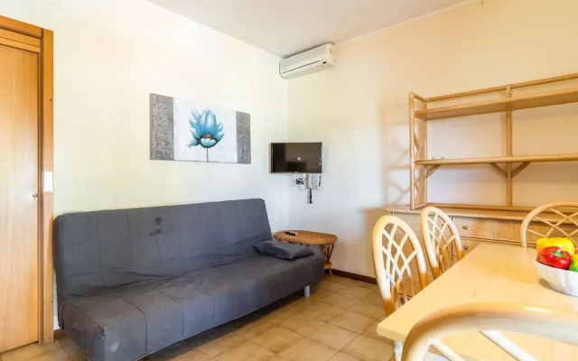 Luxury Holiday Home in Manerba del Garda near Lake