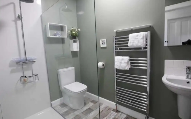 High Terrace Apartment