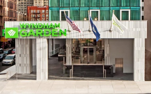 Wyndham Garden Chinatown in New York, United States of America from 362$, photos, reviews - zenhotels.com hotel front