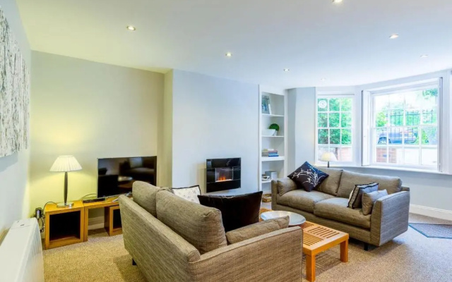 Luxury Apartments - 22 Garden Flat