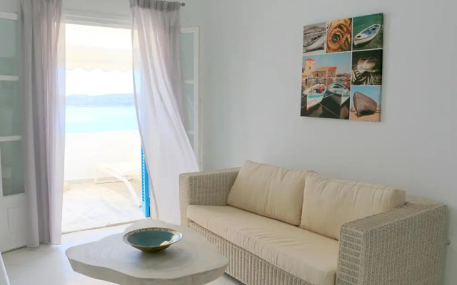 Grand Bleu Apartments & Villas