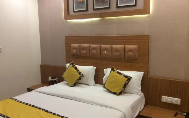 Hotel RK Palace