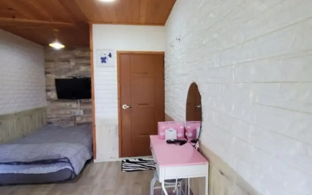 Gangneung Maldives Pension