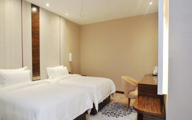 Lavande Hotel Nanjin Shuiximen Mochou Lake Garden