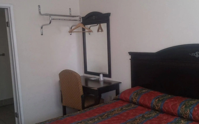 Budget Inn