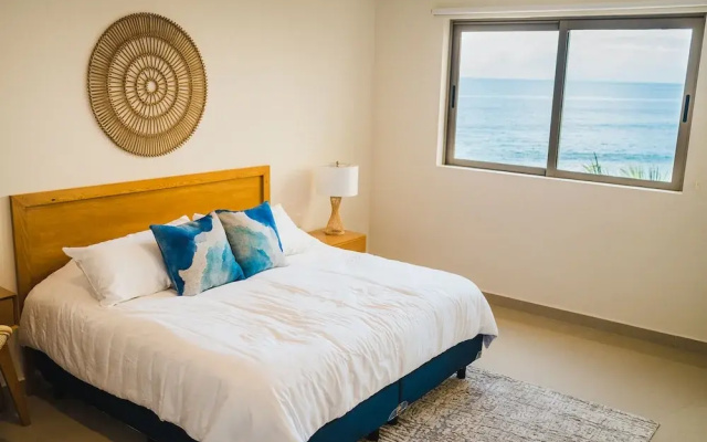 Gavias Grand Ocean Front
