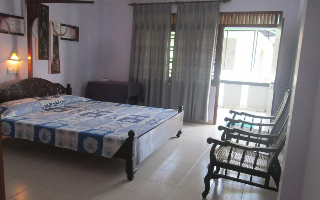 Appolo Hotel