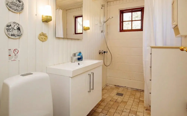 6 Person Holiday Home in Thyholm