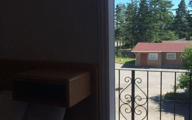 Shady Rest Motel