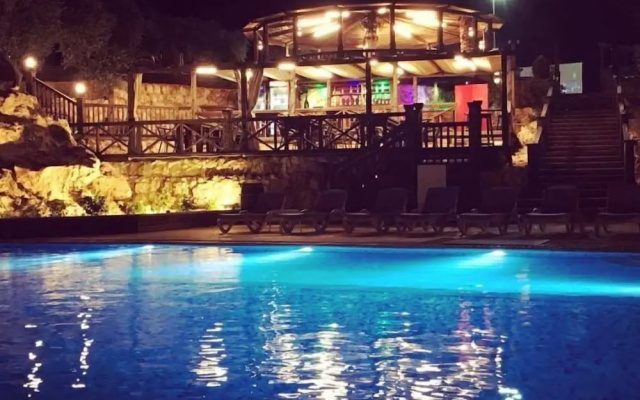 Olive Gardens Resort