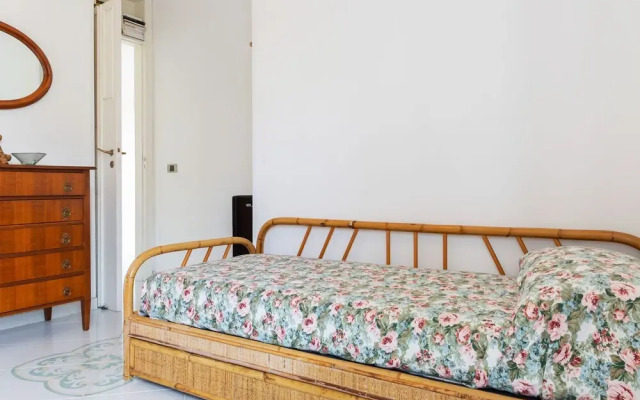Simple Apartment in Massa Lubrense With Terrace