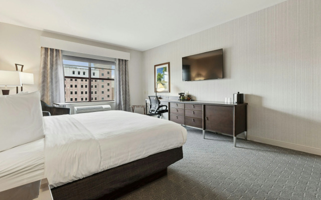 Hotel Warner