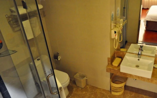 GreenTree Inn Guangdong Guangzhou Baiyun Avenue Yongping Business Hotel