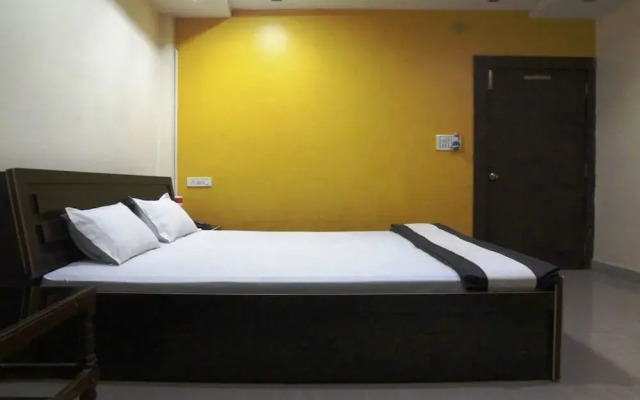 Hotel Parvati Palace