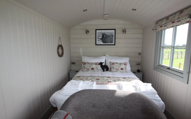 Springwood Shepherd Huts