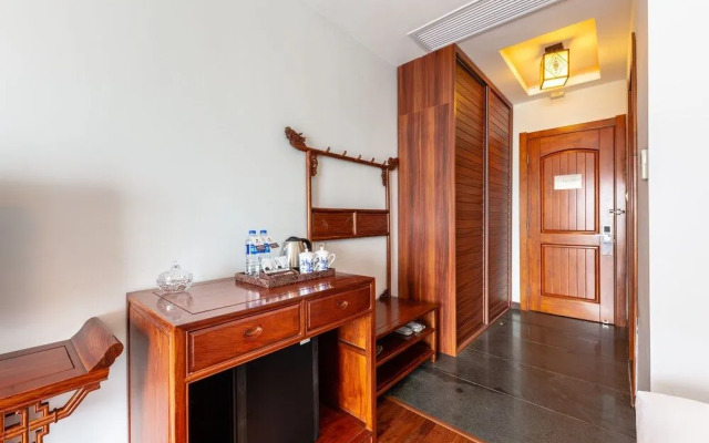 Hejing Zemeixuan Boutique Hotel