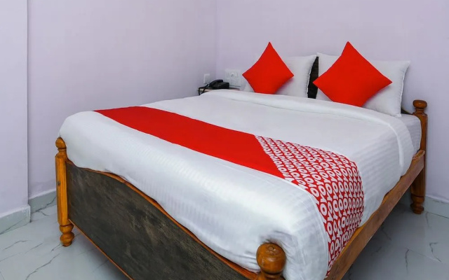 Oyo 27936 Hotel Welcome Tirupati