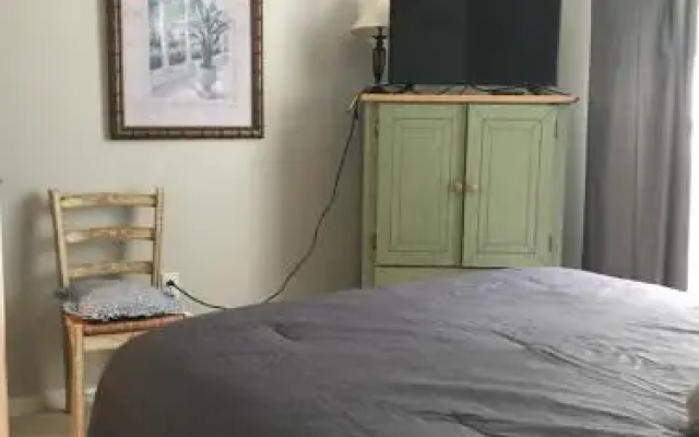 Florida Pines - Four Bedroom 1LR