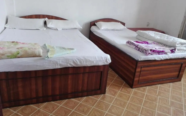 Kayastha restaurant and lodge