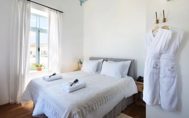 Polis 1907 by Louis Hotels