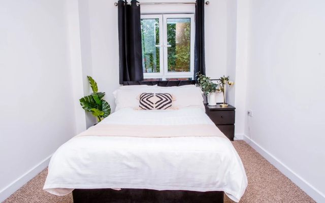 Nest Easy - Alpha House