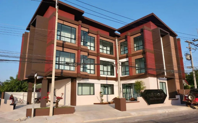 Nub Thong Residence