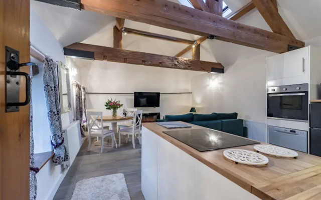 The Stables at Brambles Farm - Sleeps 2, Wifi