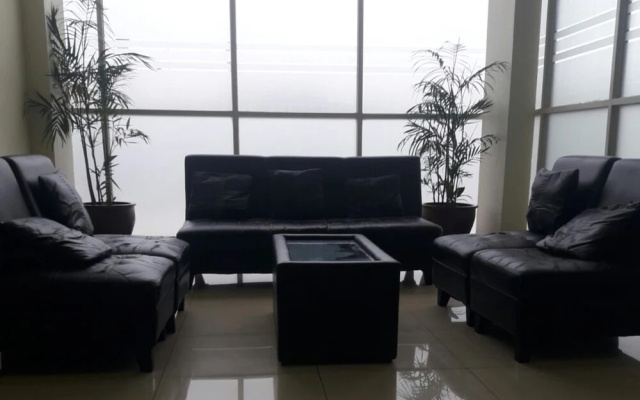 Modern Residence 3 by Hendra