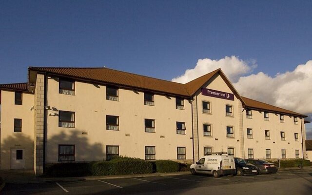 Отель Premier Inn Haydock вид на фасад