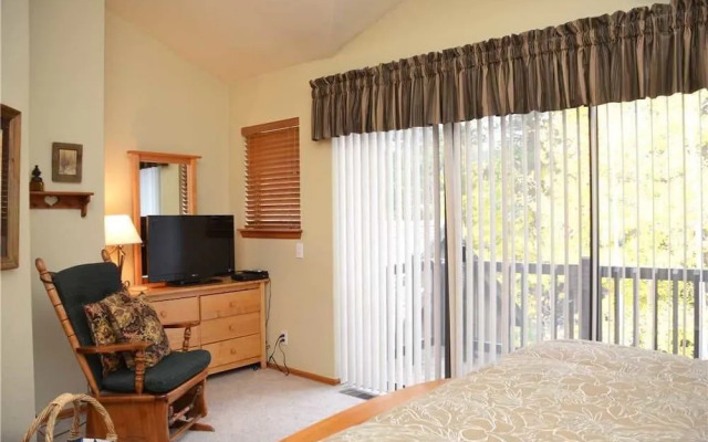 Village Point 202
