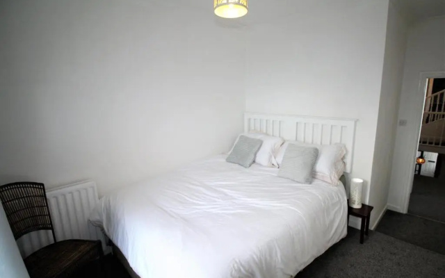 Large Period Property - Beautifully Refurbished