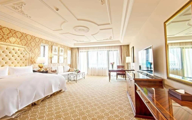 Wyndham Grand Plaza Royale Resort Nanjing