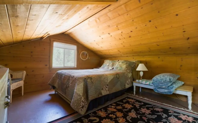 Crown King Cabins Suites and Bunkhouse