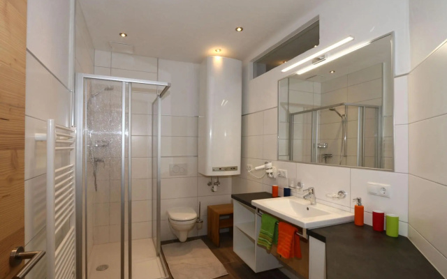 Apartment in Fugen Near Spieljochbahn