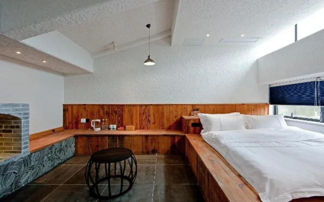 Yan Art Hotel