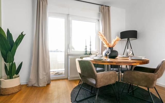 Spacious 3-rooms apartment in the center