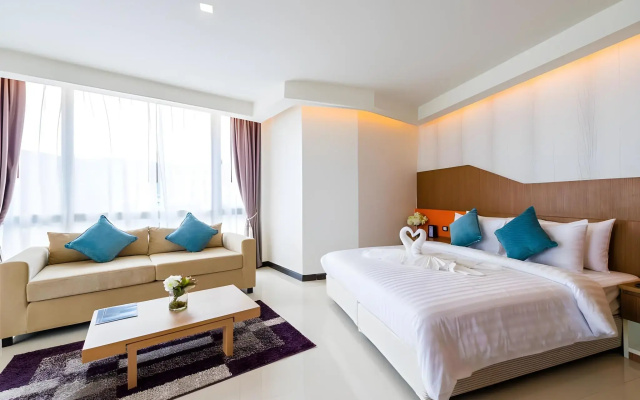 42C The Chic Hotel