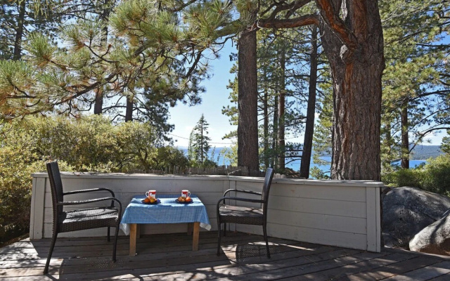 Rockpile Treehouse