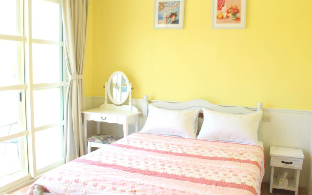 Summer Inn
