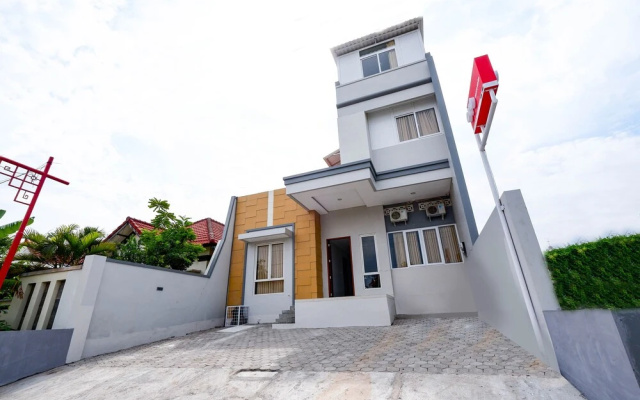 OYO 2133 Pintu Naga