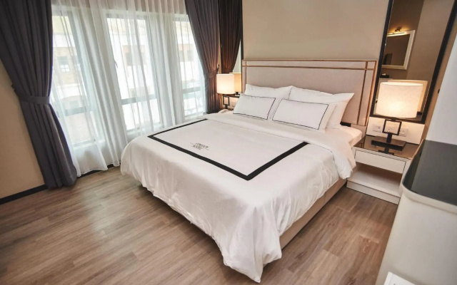 Corsica Hotel