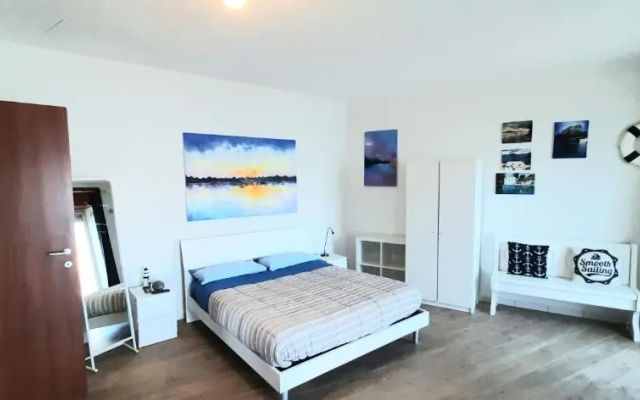 Castello Apartment