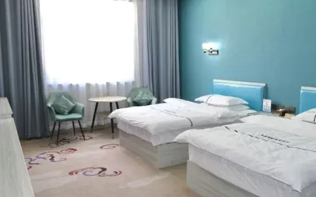 Pearl Holiday Inn Tashkurgan Plateau