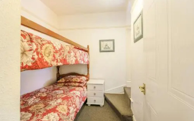 Flat 8