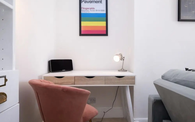 Host Stay Guildford Apartment