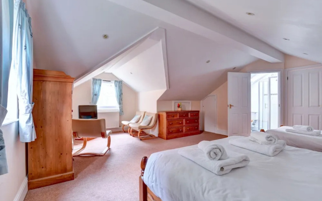 Sprawling Holiday Home in Chapel Stile With Conservatory