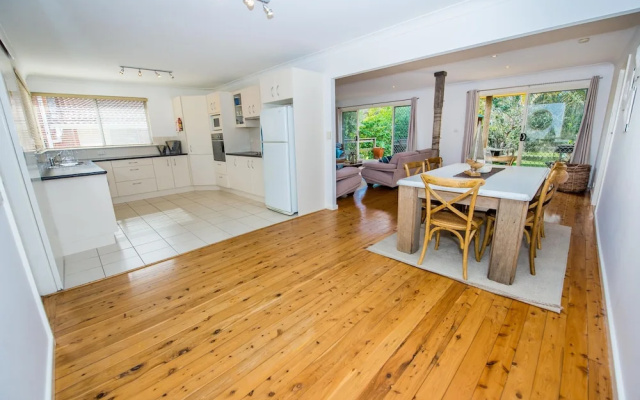 Gretel Cl 4 - Nelson Bay