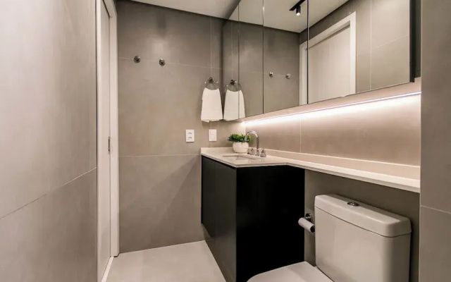 Apartamento Climatizado com Garagem em Alphaville