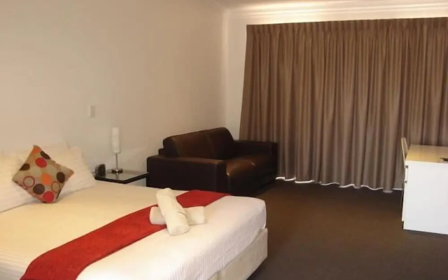 Crossroads Ecomotel