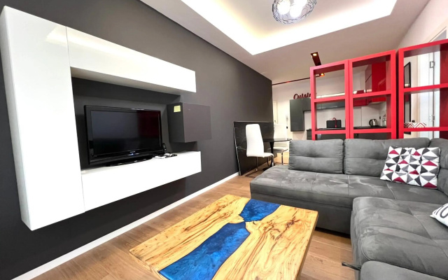 Lovely 1 Bedroom & 1 living room in Tirana Center.